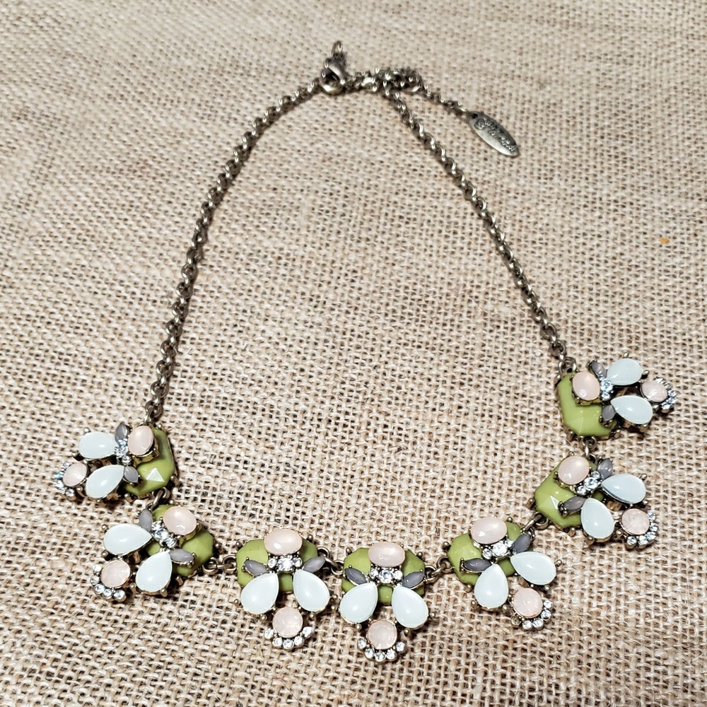 Plunder safiya necklace